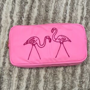 Stoney clover medium pouch